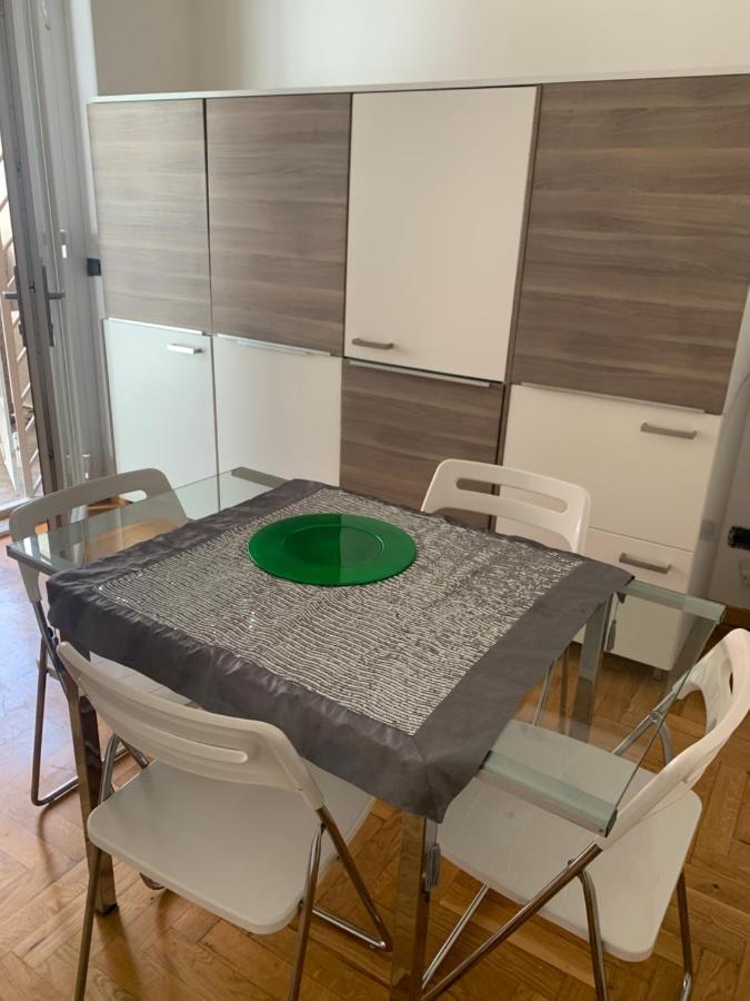 New Luxury Apartment, Milan City Center Экстерьер фото